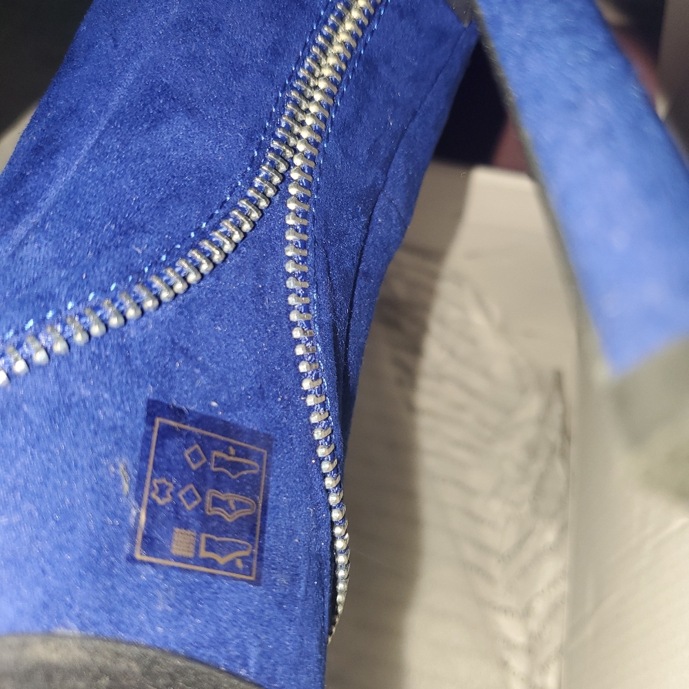 High heels - Picture 2 of 4
